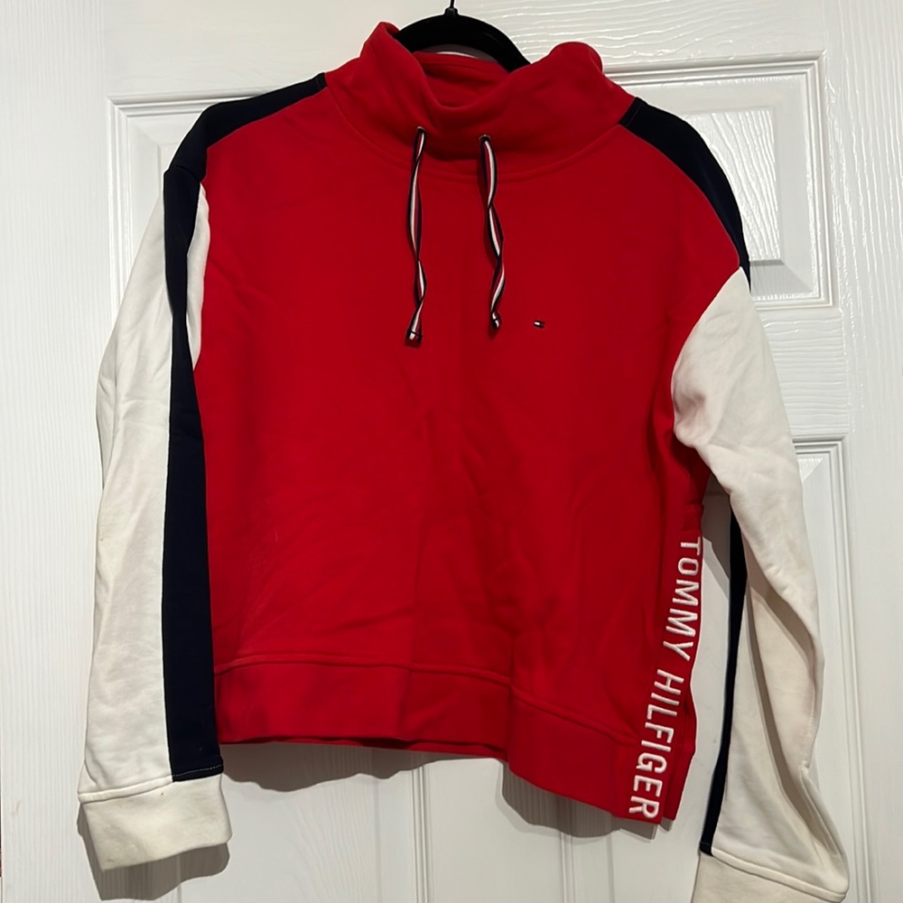 tommy hilfiger sporty sweatshirt